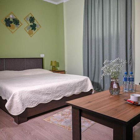 Sofia Hotel Yerevan Ngoại thất bức ảnh