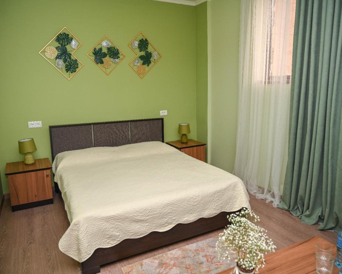 Sofia Hotel Yerevan Ngoại thất bức ảnh
