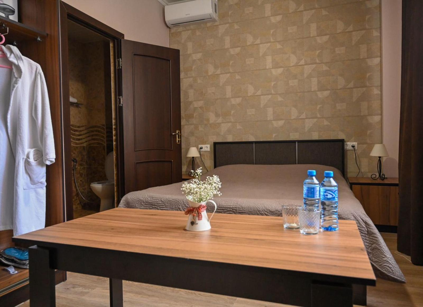 Sofia Hotel Yerevan Ngoại thất bức ảnh