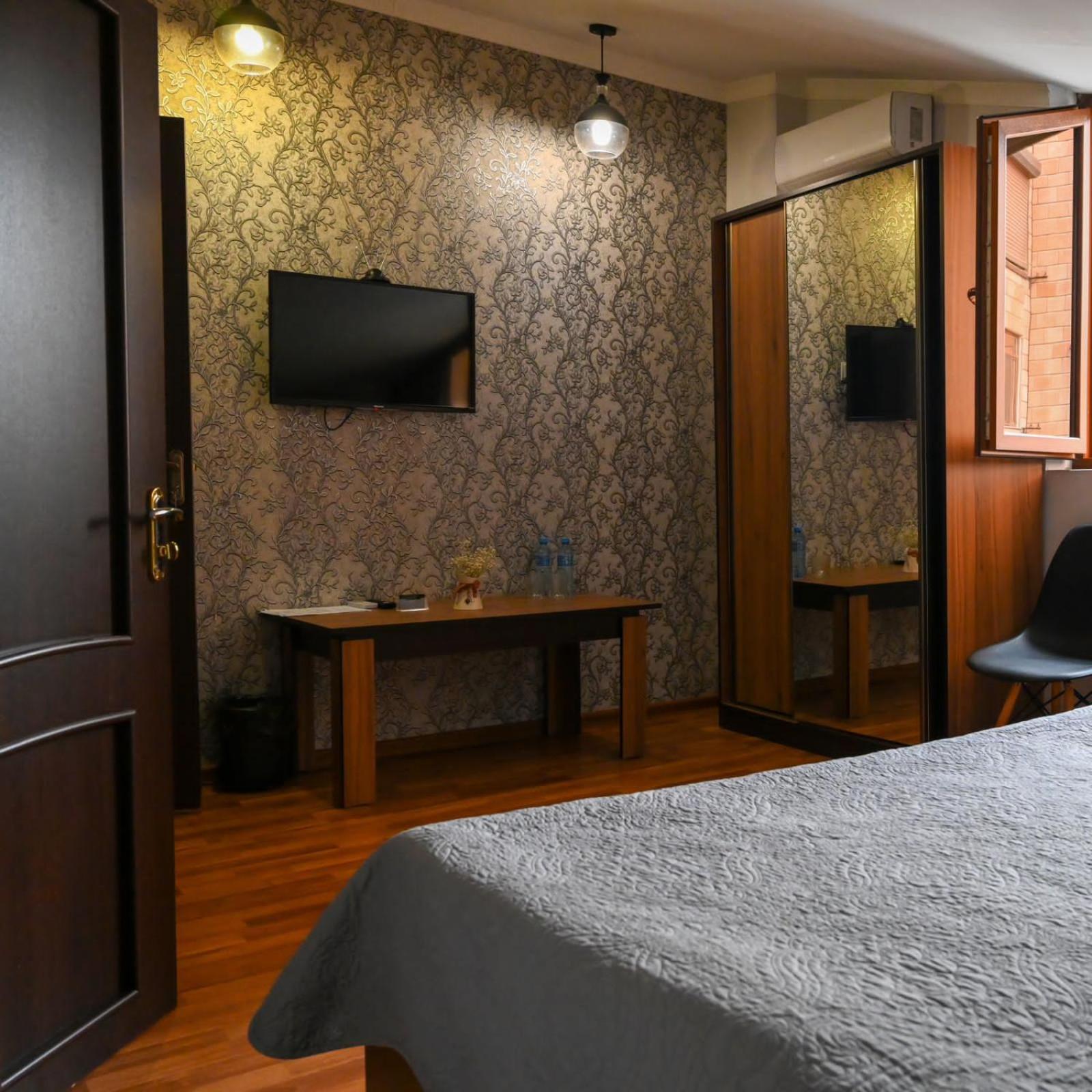 Sofia Hotel Yerevan Ngoại thất bức ảnh